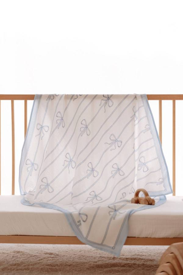 Atelıer Babbi Çift Katlı Müslin Bebek Örtüsü Mavi Kurdele