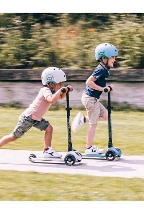 Scoot And Ride Highwaykick 3 LED Tekerlekli Mavi Çocuk Scooter