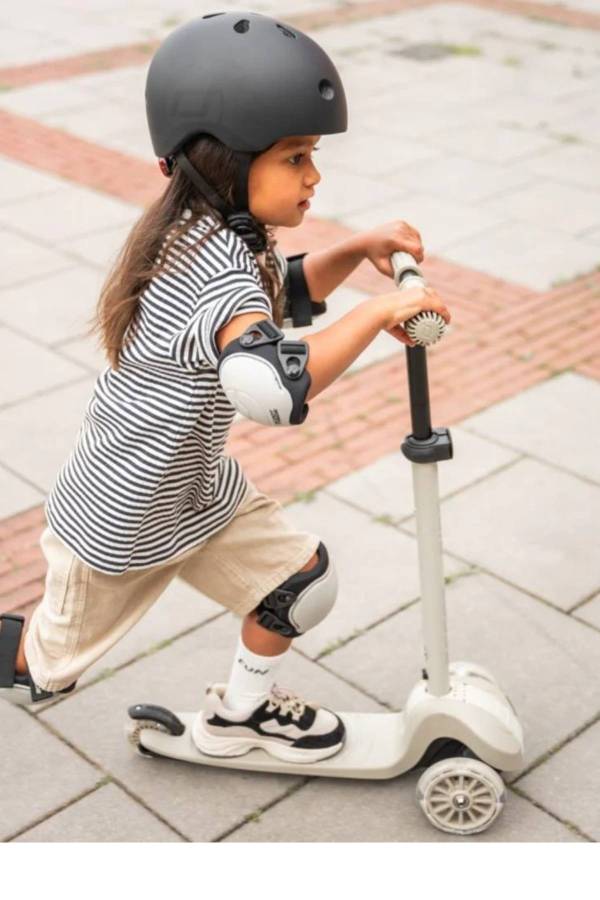 Scoot and Ride Highwaykick 3S Çocuk Scooterı, Ash - LED Tekerlekli, Katlanabilir ve Ayarlanabilir