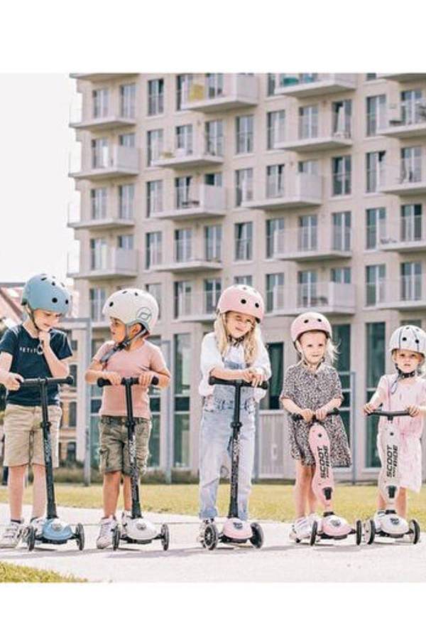 Scoot And Ride Highwaykick Gri 3 Led Tekerlekli Çocuk Scooter