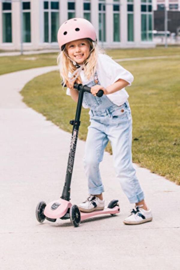 SCOOT AND RİDEScoot And Ride Highwaykick Gri 3 Led Tekerlekli Çocuk Scooter